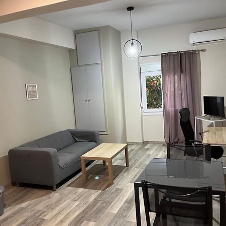 Apartmán Πάρκο Γουδή Atény Exteriér fotografie